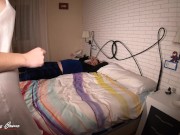 Pelea de almohadas acaba en sexo 1/16