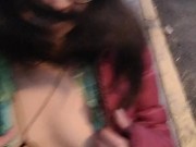 Enseñando tetas en público 16/16