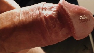 ASMR 4K acariciando meu pau até eu gozar