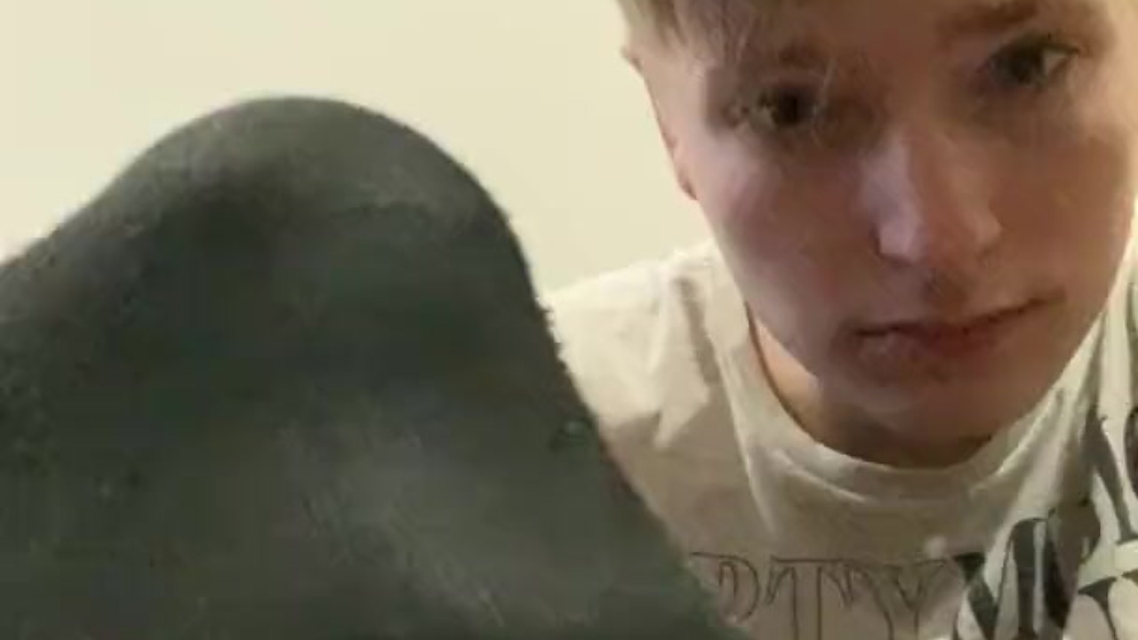 My feet are really smelly. Enjoy them !!! (With my face) - Free Sex Video - RedTube