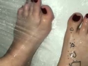 My feet in the shower 