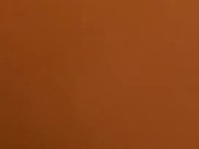 Il la traite comme une pute 15/16