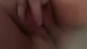 Teen bath masturbation 