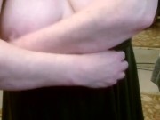 V 376 Country redhead loves to wiggle n jiggle, plus dirty talk, from luscious DawnSkye 11/16