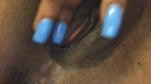 Ex girlfriend still sends me nudes and videos 