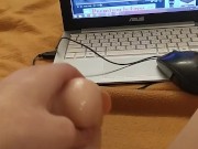Смотрю видео на порнохаб и трахаю себя игрушкой - Screenshot 15 of 16 - Fackings