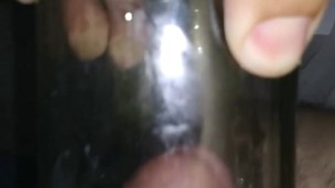 I penetrate my big cock in a glass bottle and I finish my milk in it