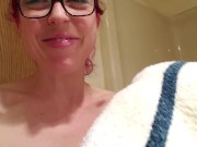 Pissing On The Hotel Bathroom Floor 15/16