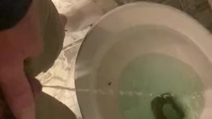 Slow motion pissing(using slow motion effect Iphone11)