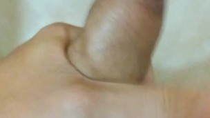 Mira como despierto a mi Pene y lo hago entrar en Acción!