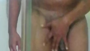 Anal shower: Amateur Japanese lesbian milf stepmom squirting is satisfying