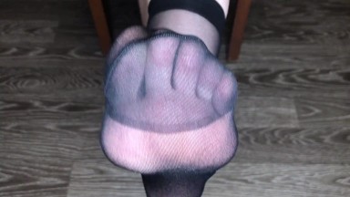 GIRL IN NYLON BLACK SOCKS FEET WORSHIP POV