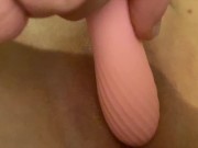 TEEN CLIT VIBRATOR STIMULATION CUM AND SQUIRT