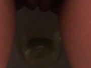 مصرية كسها مولع نار و عم تفركو و تصيح يا لهوي دا صار فحم - Screenshot 16 of 16 - HD
