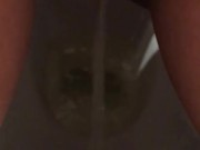 مصرية كسها مولع نار و عم تفركو و تصيح يا لهوي دا صار فحم - Screenshot 6 of 16 - HD