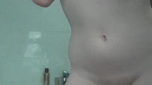 Small tit teen PAWG shakes booty, teases an fingers her pussy in the bath