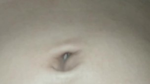 se masturba pensando en la maestra asta correrse