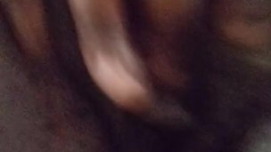 Quick masturbate while gf in shower