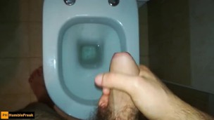 Just a quick horny moment tonight with unexpected cumshot