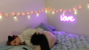 Kitten cums quick while roommates are out. 