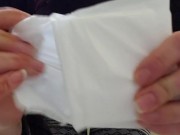 Putting On A Menstrual Pad 2/16