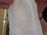 Putting On A Menstrual Pad 5/16