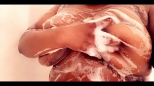 Sexy Showers! 