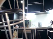 Утренний кофе на кухне, люблю вставлять в киску большие предметы - Screenshot 13 of 16 - Masturbate