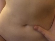 Кончаю когда он меня трахает / домашнее видео / блондмнка кончает 10/16