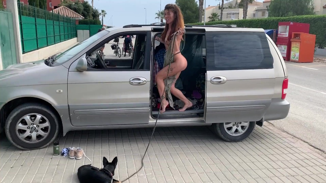 NAKED TRAVELER in NUDIST TOWN - Free Sex Video - RedTube