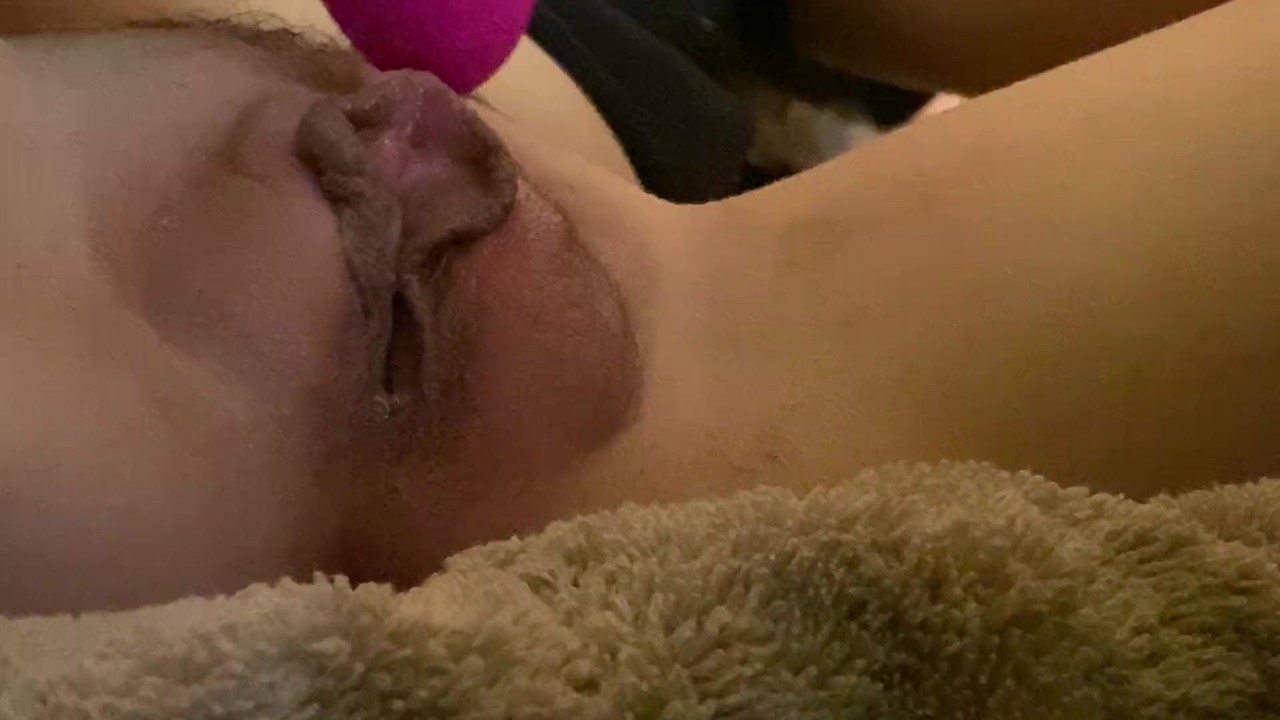 jerking, edging, and ruining my swollen clit