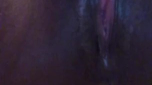 Ebony pussy play 