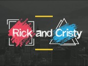 Расческа в киске крупным планом 4К 1/16