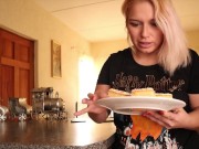 Shoveling Down Tiny Sprinkle Men 6/16