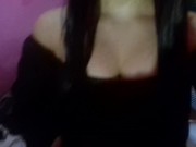  woman showing body 4/16