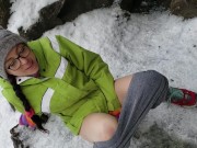 HOT Piss On The Cold Snow 11/16