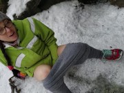 HOT Piss On The Cold Snow 12/16