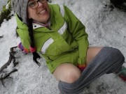 HOT Piss On The Cold Snow 9/16