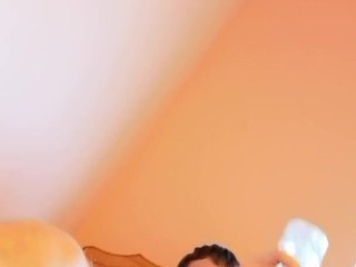 On bed felsh light Fun