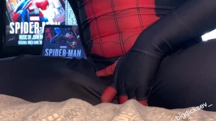 spidy having some fun