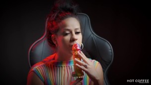 Me encanta como sabe éste pene dulce