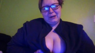 Frazzle Shows off her 38DDD TITS!
