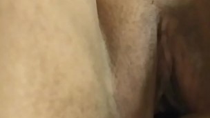 I am too horny i used my Hairbrush to pound my cream out