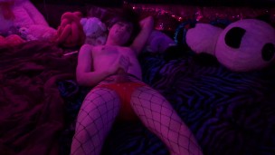 Trap Valentines Jerk Off Solo