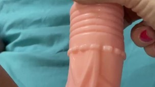 Bedtime pussy play...