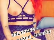 Leia soaks the sheets  - Screenshot 4 of 16 - Self Fuck
