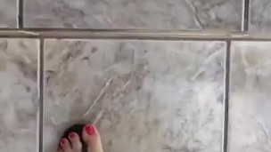 tici feet tici_feet @tici_feet my feet with red toenails nails
