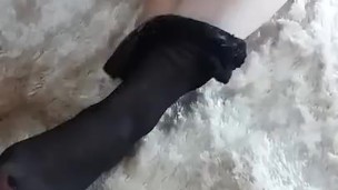 tici_feet @tici_feet tici feet taking off my pantyhose (part 2)