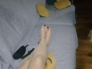 tici_feet @tici_feet  in my couch again