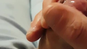 my girlfriend was late at work i couldn't wait for her, i needed to masturb
